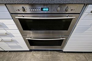Colchester Oven Cleaning